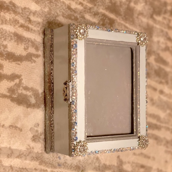 Picture box with some glam - Picture 1 of 4